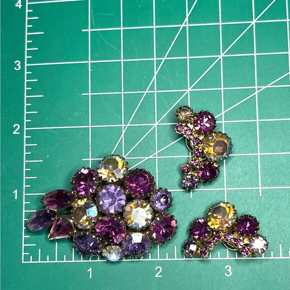 Brooch & Clip Earrings Purple Gold Vtg High End Costume Jewelry S24 - Picture 8 of 8